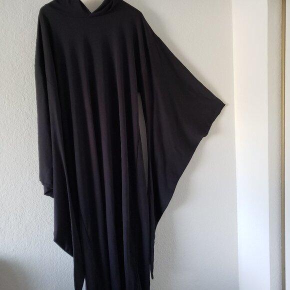 Black Hooded Polyester Long Halloween Costume - Picture 1 of 3